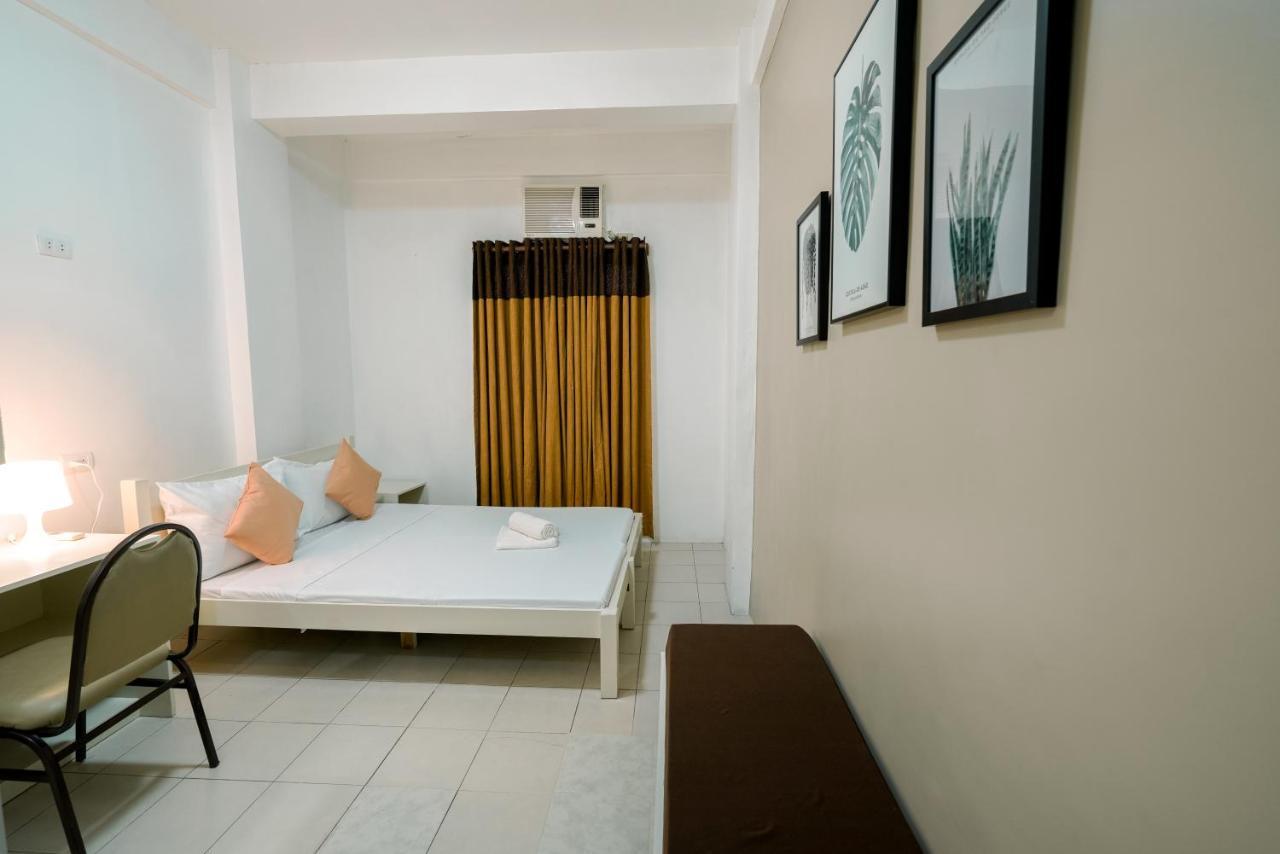Tarasa Hostel Pasay Exteriör bild
