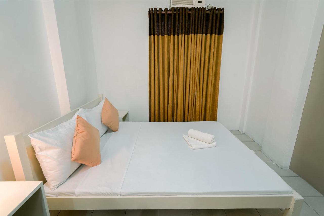 Tarasa Hostel Pasay Exteriör bild