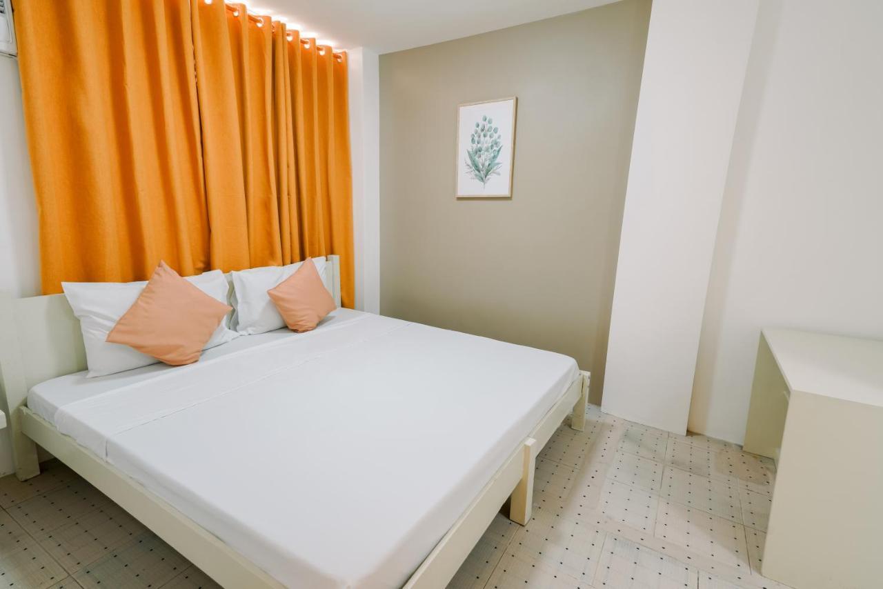 Tarasa Hostel Pasay Exteriör bild