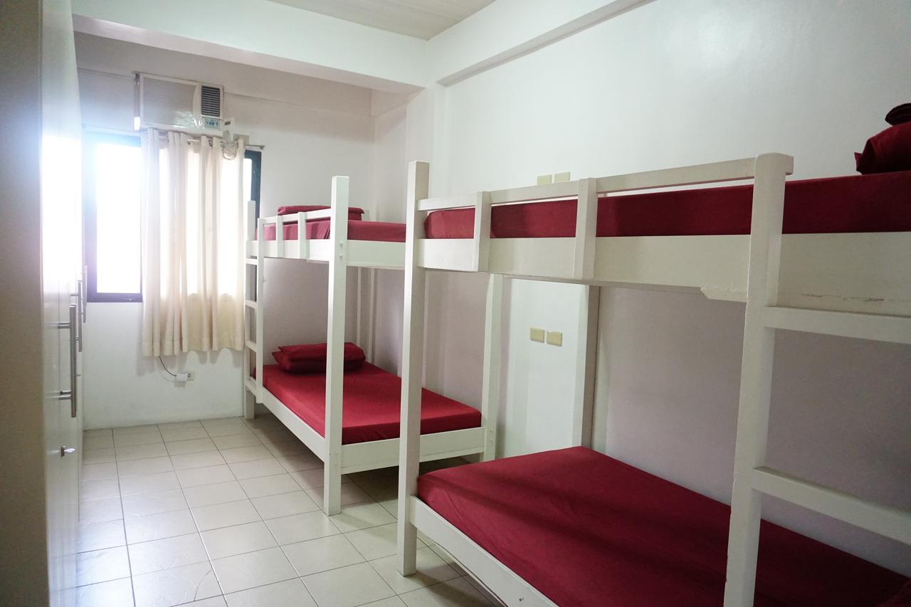 Tarasa Hostel Pasay Exteriör bild